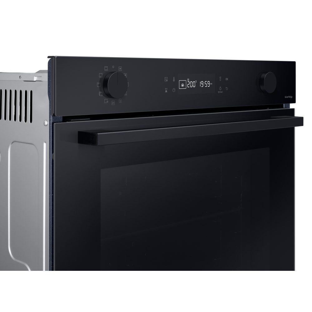 Samsung Series 4 Pyrolytic Multifunction Single Oven NV7B41307AK - BLACK Samsung Series 4 Pyrolytic Multifunction Single Oven NV7B41307AK - BLACK
