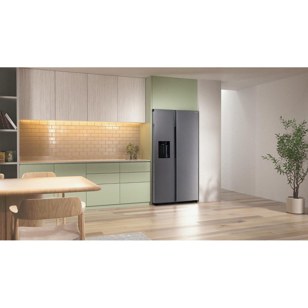 Samsung American Style Fridge Freezer With Ice & Water Non Plumbed RS70F65KETEU - Silver Samsung American Style Fridge Freezer With Ice & Water Non Plumbed RS70F65KETEU - Silver