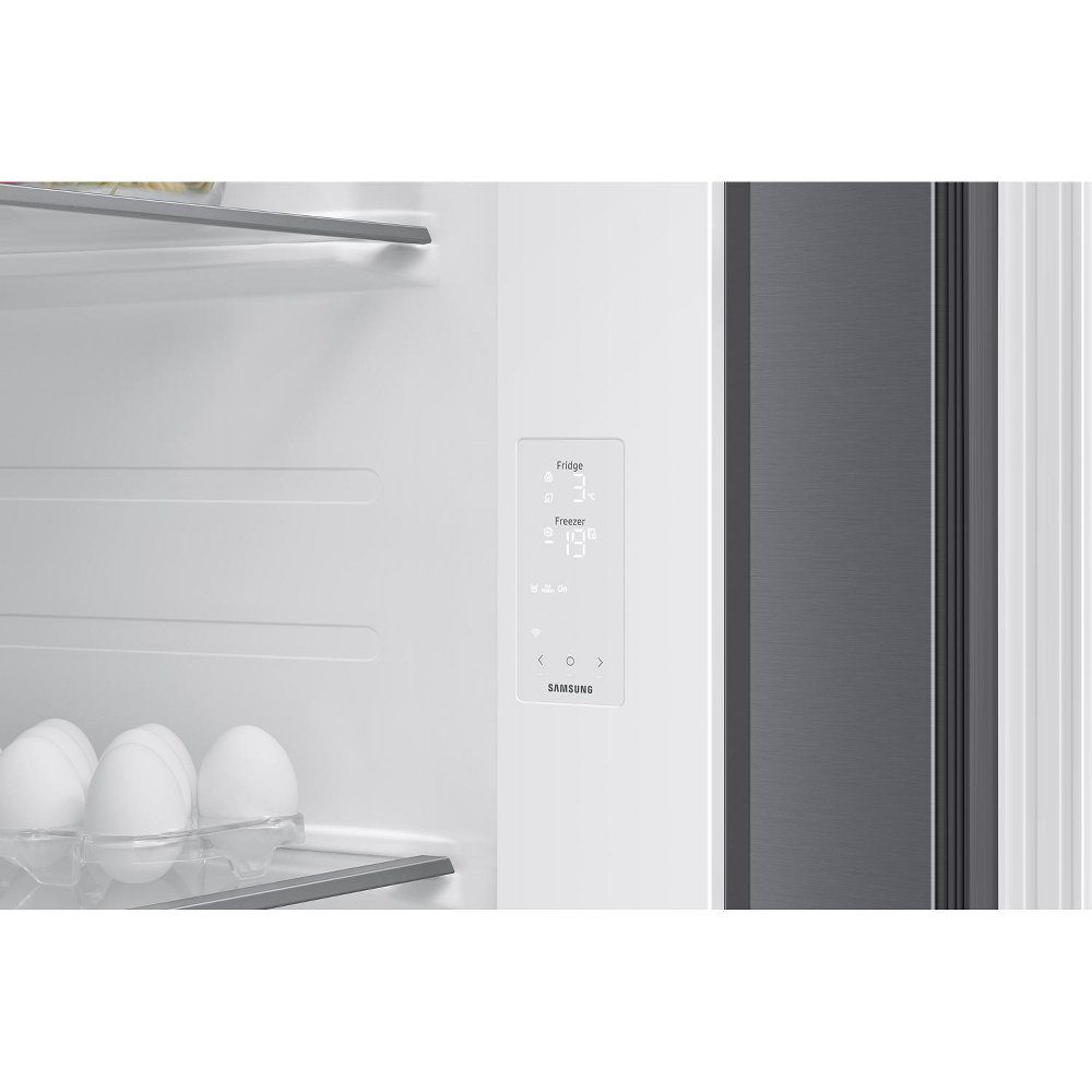 Samsung American Style Fridge Freezer With Ice & Water Non Plumbed RS70F65KETEU - Silver Samsung American Style Fridge Freezer With Ice & Water Non Plumbed RS70F65KETEU - Silver