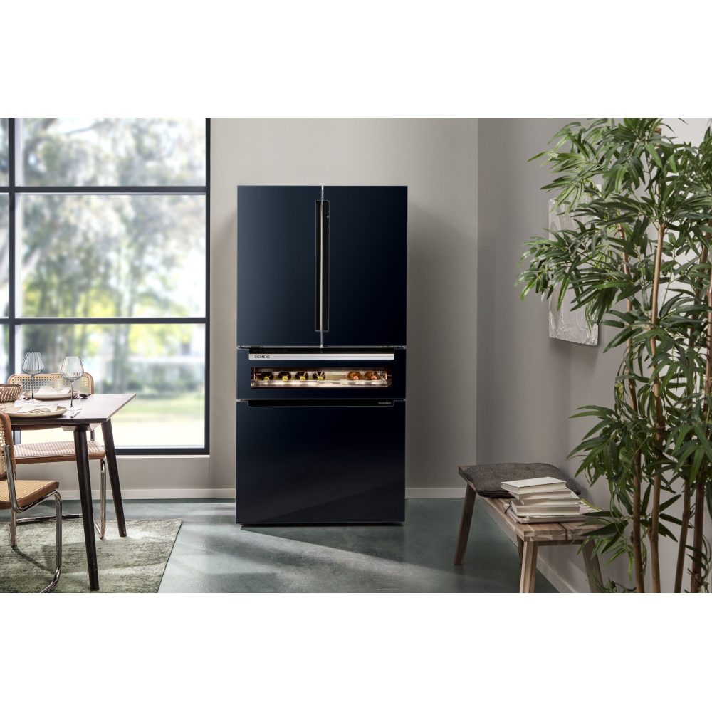 Siemens IQ-700 French Style Fridge Freezer With Beverage Drawer KF96RSBEA - Black Siemens IQ-700 French Style Fridge Freezer With Beverage Drawer KF96RSBEA - Black