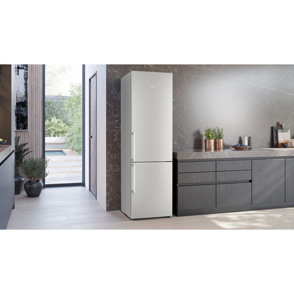 Siemens IQ-500 60cm Freestanding Frost Free Fridge Freezer KG39NAIAU - Stainless Steel Siemens IQ-500 60cm Freestanding Frost Free Fridge Freezer KG39NAIAU - Stainless Steel