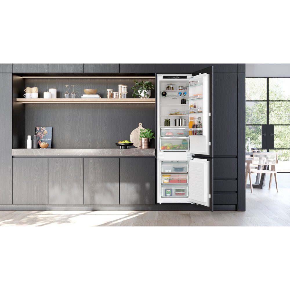 Siemens 194cm IQ-300 Integrated 60/40 Frost Free Fridge Freezer KI96NVFD0 Siemens 194cm IQ-300 Integrated 60/40 Frost Free Fridge Freezer KI96NVFD0