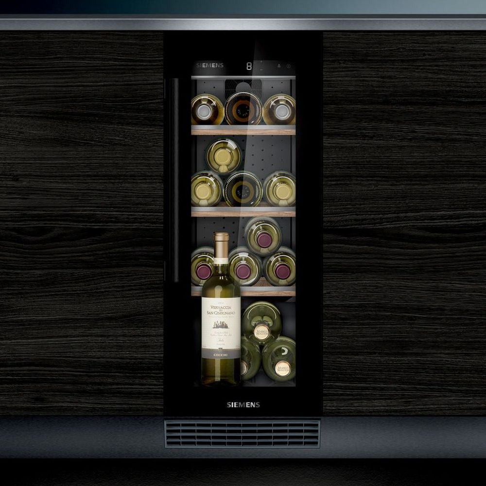 Siemens  30cm Undercounter Wine Cooler KU20WVHF0G - Black