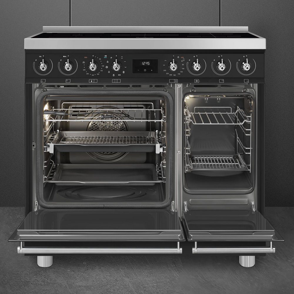 Smeg 90cm Classic Pyrolytic Induction Range Cooker C92IPMB2 - Matte Black Smeg 90cm Classic Pyrolytic Induction Range Cooker C92IPMB2 - Matte Black