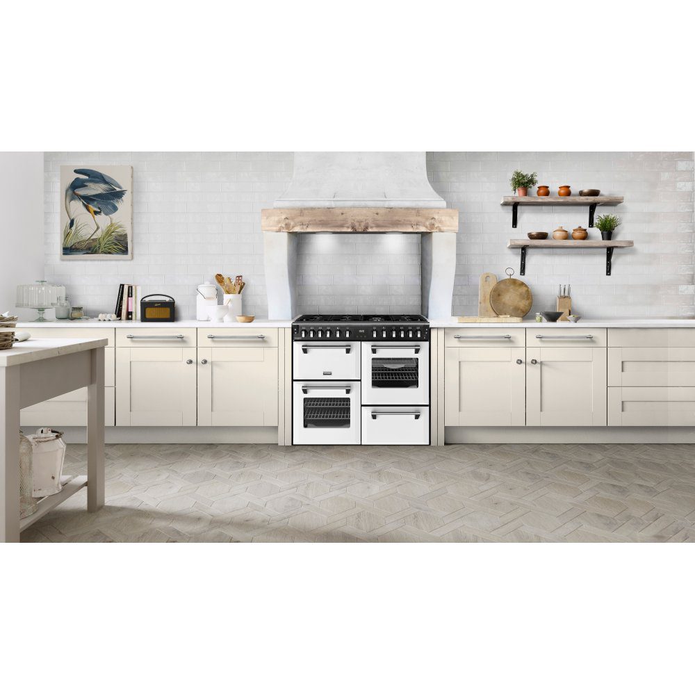 Stoves Richmond Deluxe 100DF Dual Fuel Range Cooker 444412016 - ICE WHITE Stoves Richmond Deluxe 100DF Dual Fuel Range Cooker 444412016 - ICE WHITE