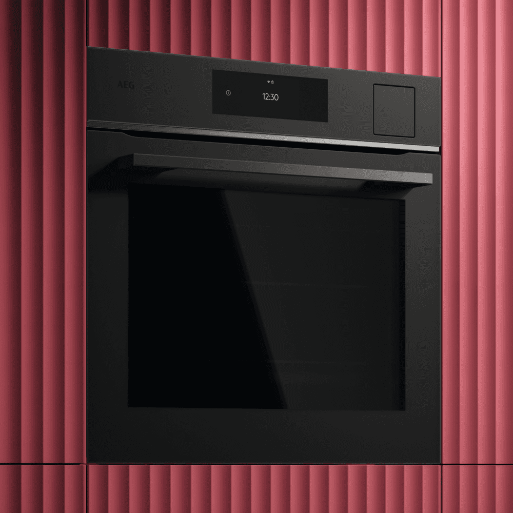 AEG Series 8000 SteamPro Sous Vide Multifunction Single Oven TP8SB731AT - Matte Black AEG Series 8000 SteamPro Sous Vide Multifunction Single Oven TP8SB731AT - Matte Black