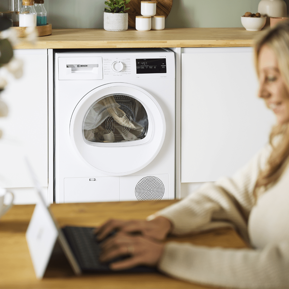 Bosch 8kg Series 4 Heat Pump Condenser Dryer WTH85225GB - White Bosch 8kg Series 4 Heat Pump Condenser Dryer WTH85225GB - White