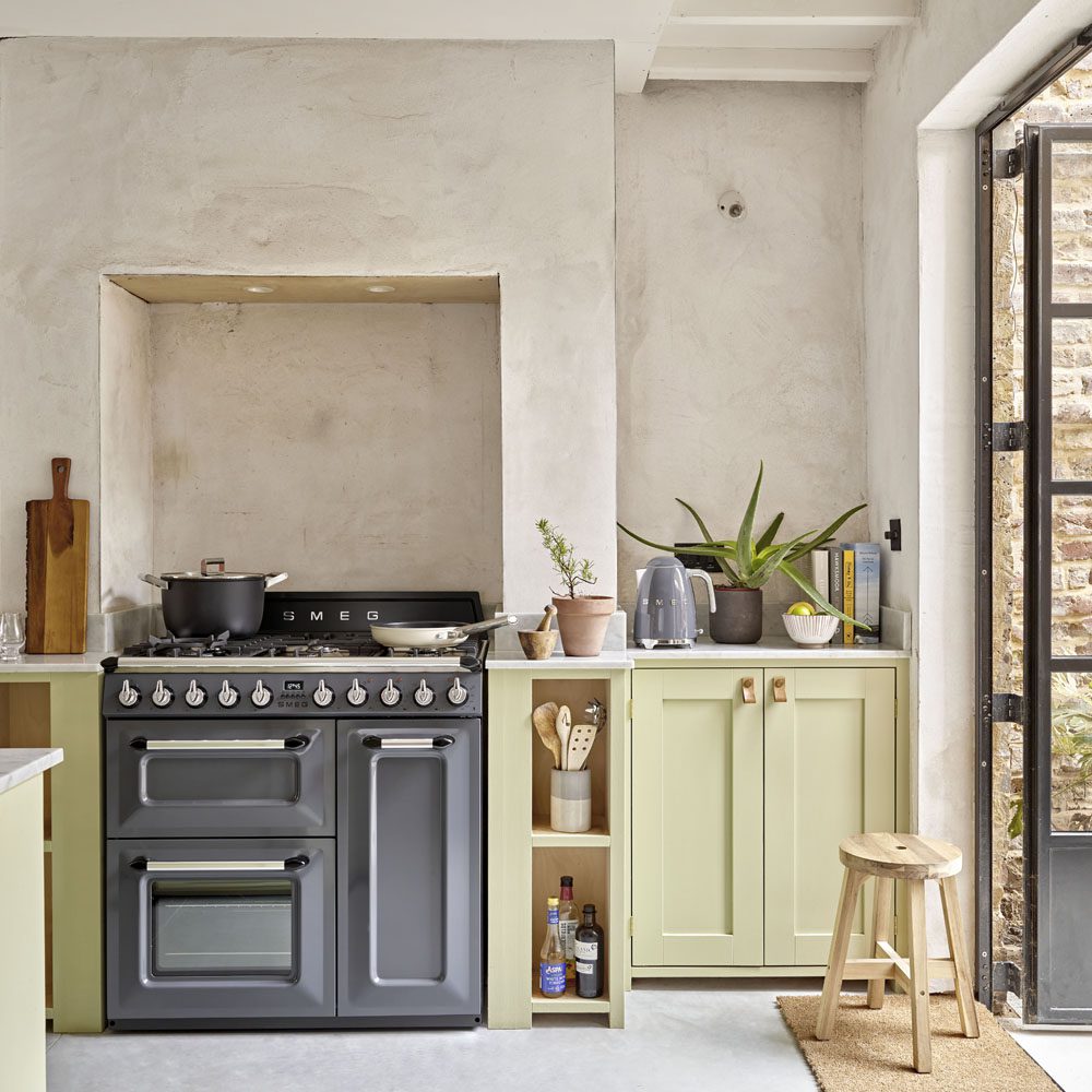 Smeg 100cm Victoria Dual Fuel Range Cooker TR103GR - Slate Smeg 100cm Victoria Dual Fuel Range Cooker TR103GR - Slate