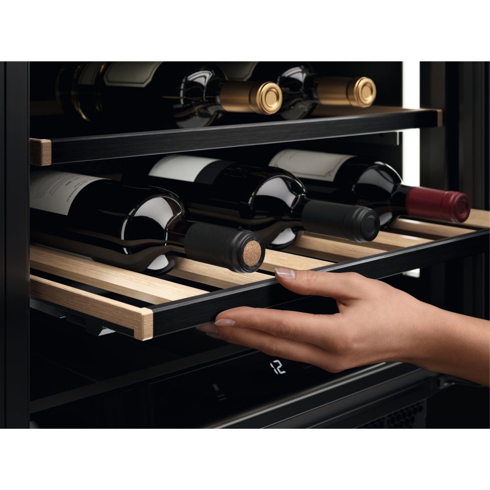 AEG 60cm Undercounter Wine Cooler AWS4052B5B - Black AEG 60cm Undercounter Wine Cooler AWS4052B5B - Black