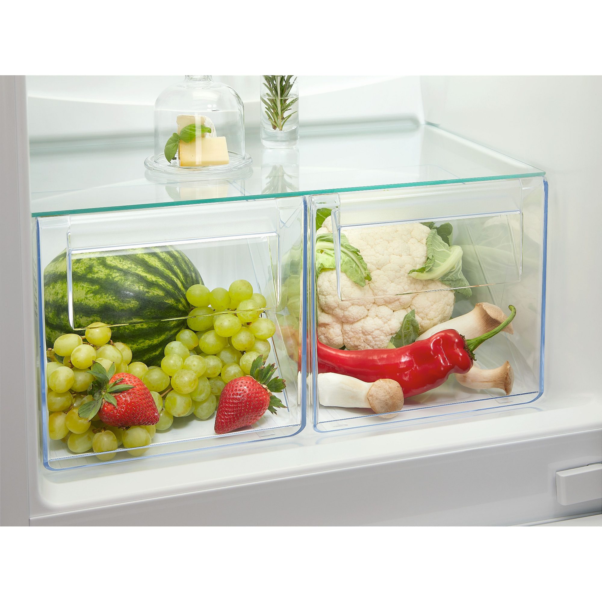 AEG 177cm Series 6000 Integrated 70/30 Low Frost Fridge Freezer NSC6L18ZES AEG 177cm Series 6000 Integrated 70/30 Low Frost Fridge Freezer NSC6L18ZES