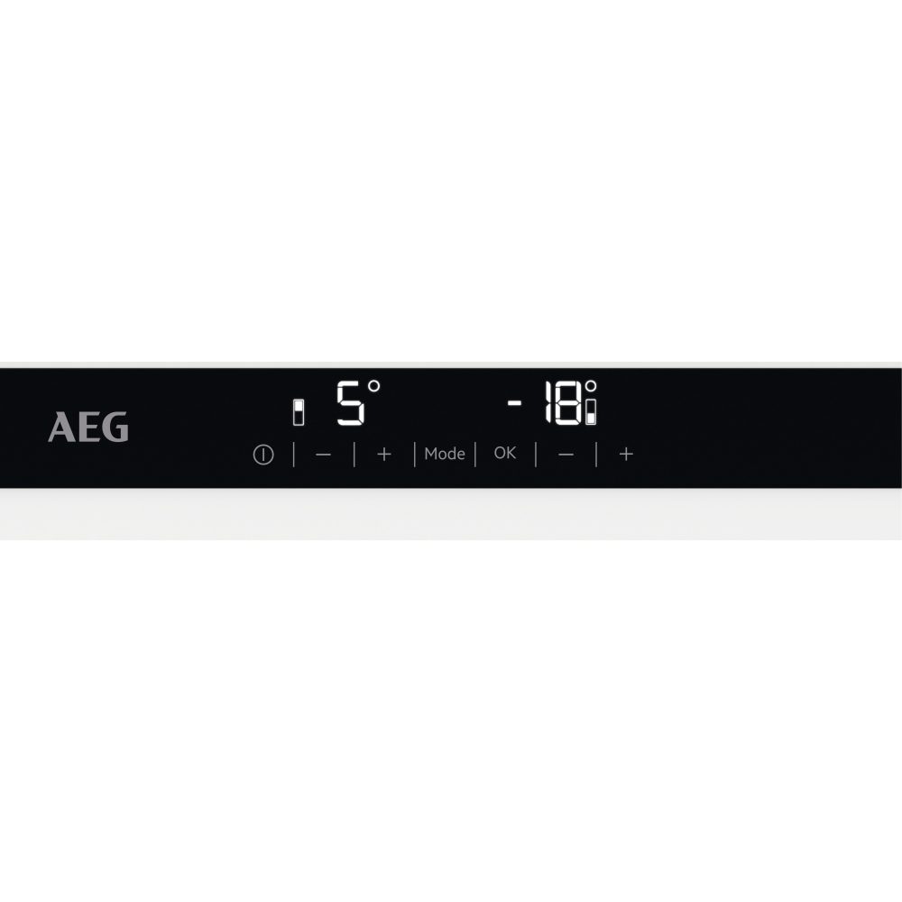 AEG 177cm Series 6000 Integrated 50/50 Frost Free Fridge Freezer OSC6T185ES AEG 177cm Series 6000 Integrated 50/50 Frost Free Fridge Freezer OSC6T185ES