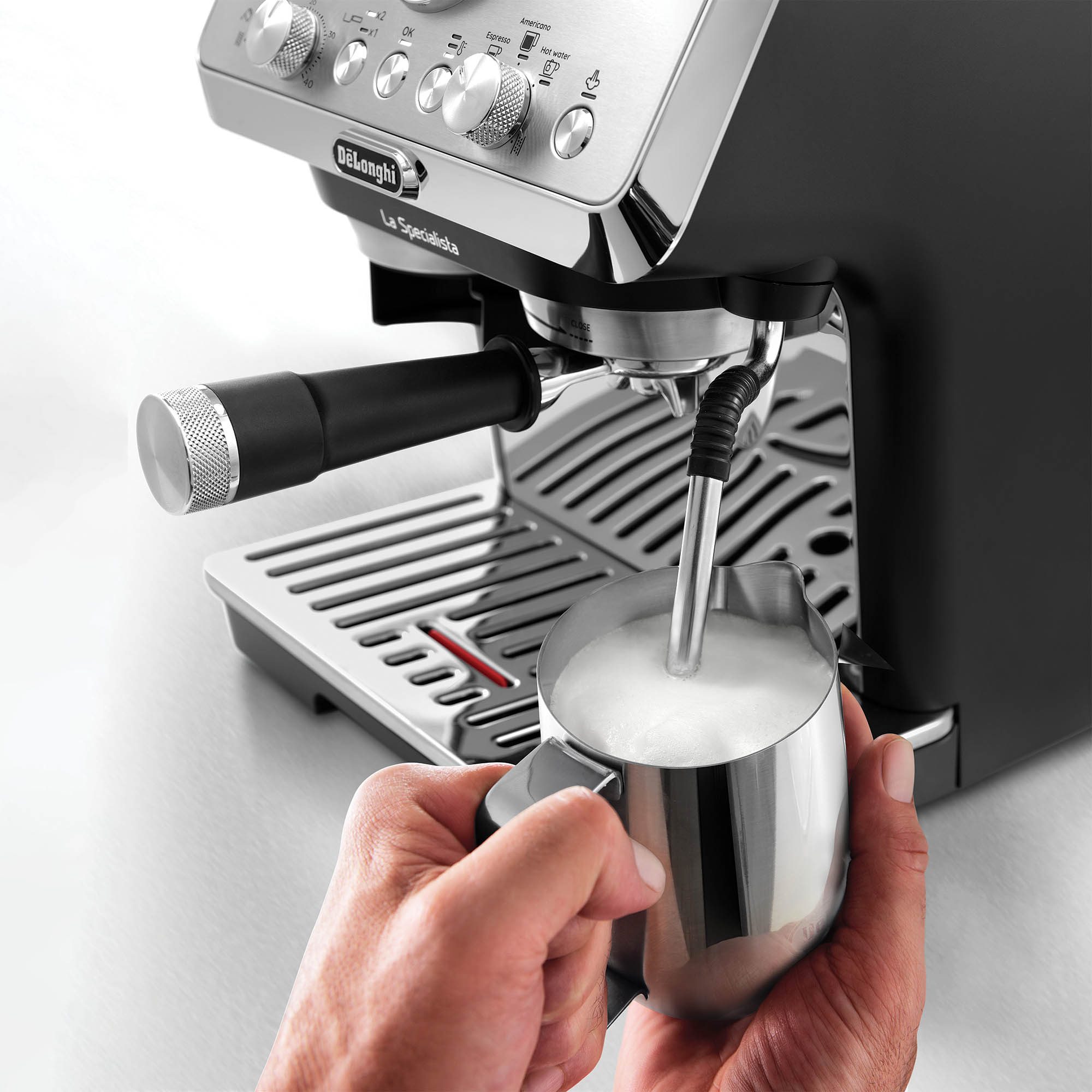Delonghi  Freestanding La Specialista Arte Bean to Cup Coffee Machine EC9155.MB - SILVER
