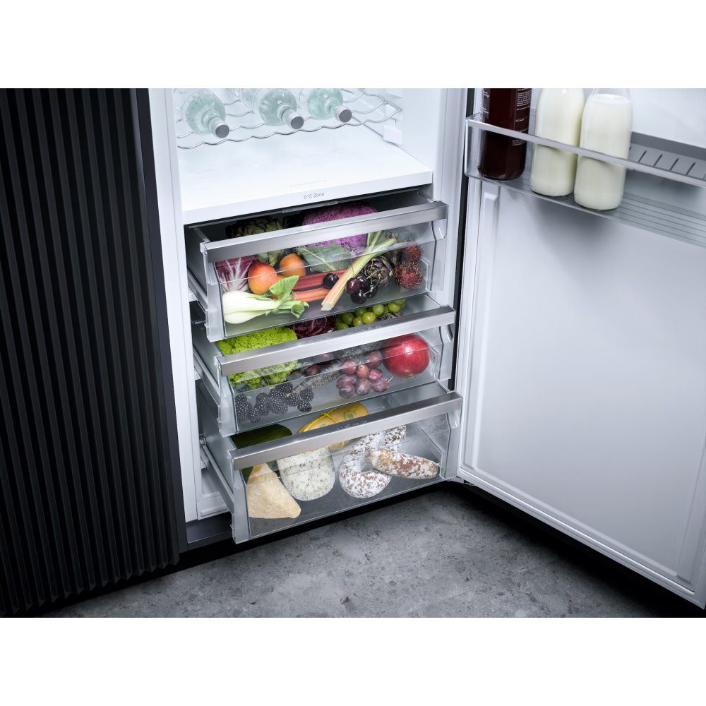 Miele 177cm Integrated In Column Larder Fridge K7747C Miele 177cm Integrated In Column Larder Fridge K7747C