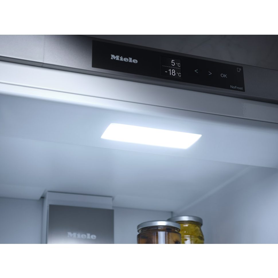 Miele 177cm Integrated 60/40 Frost Free Fridge Freezer KFN7744C Miele 177cm Integrated 60/40 Frost Free Fridge Freezer KFN7744C