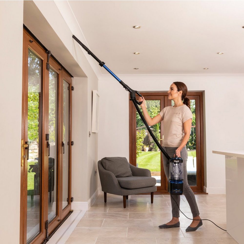 Shark Lift NV602UK - Away Upright Vacuum Cleaner Shark Lift NV602UK - Away Upright Vacuum Cleaner