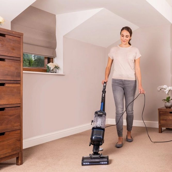 Shark Lift NV602UK - Away Upright Vacuum Cleaner Shark Lift NV602UK - Away Upright Vacuum Cleaner