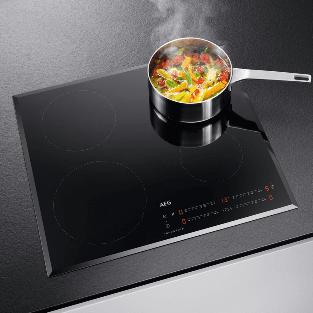 AEG 60cm Series 3000 4 Zone Bevelled Edge Induction Hob IKB64401FB - Black AEG 60cm Series 3000 4 Zone Bevelled Edge Induction Hob IKB64401FB - Black