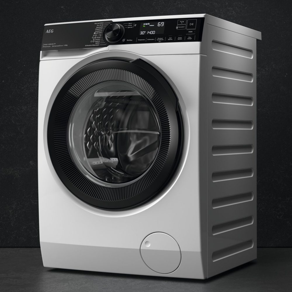 AEG 10kg Series 7000 ProSteam Universal Dose Washing Machine 1600rpm LFR74164UC - WHITE AEG 10kg Series 7000 ProSteam Universal Dose Washing Machine 1600rpm LFR74164UC - WHITE