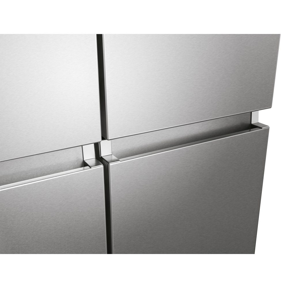 Hisense Four Door American Style Fridge Freezer With Water Dispenser RQ758N4SWSE - SILVER Hisense Four Door American Style Fridge Freezer With Water Dispenser RQ758N4SWSE - SILVER