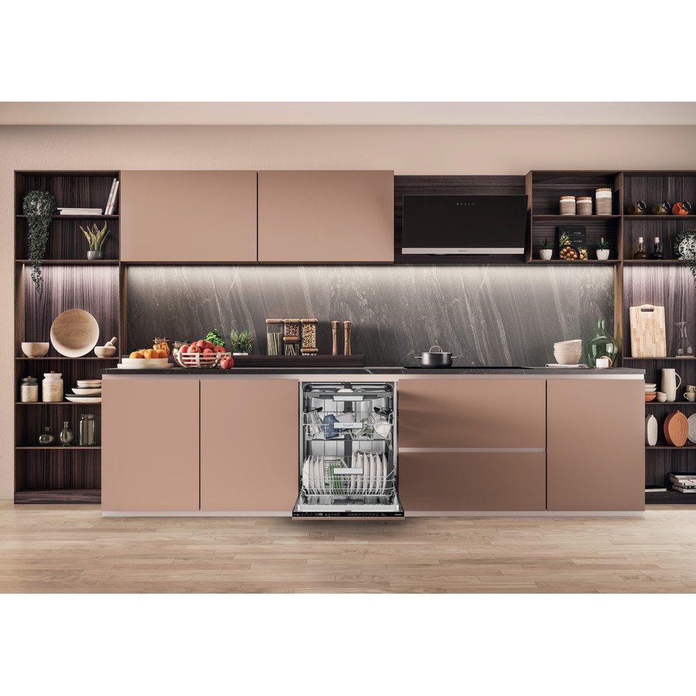 Hotpoint 60cm Fully Integrated Dishwasher H7IHP42LUK Hotpoint 60cm Fully Integrated Dishwasher H7IHP42LUK