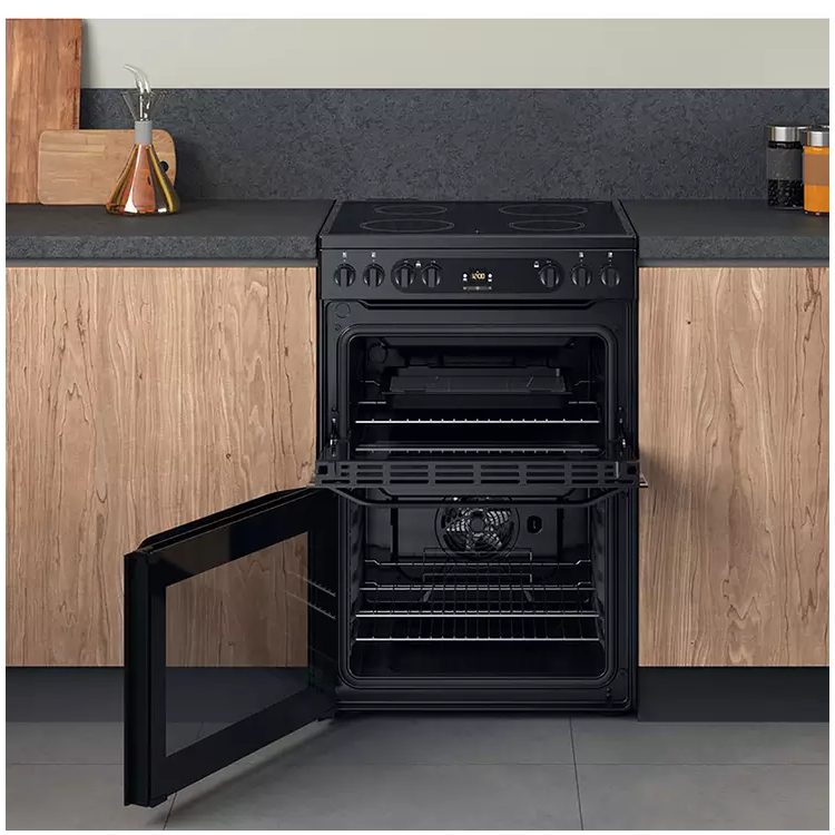 Hotpoint 60cm Freestanding Ceramic Cooker HDM67V92HCB - BLACK Hotpoint 60cm Freestanding Ceramic Cooker HDM67V92HCB - BLACK