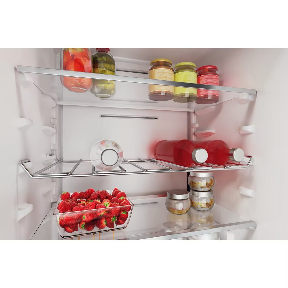 Hotpoint HTC20T322 194cm Integrated 70/30 Frost Free Fridge Freezer Hotpoint HTC20T322 194cm Integrated 70/30 Frost Free Fridge Freezer
