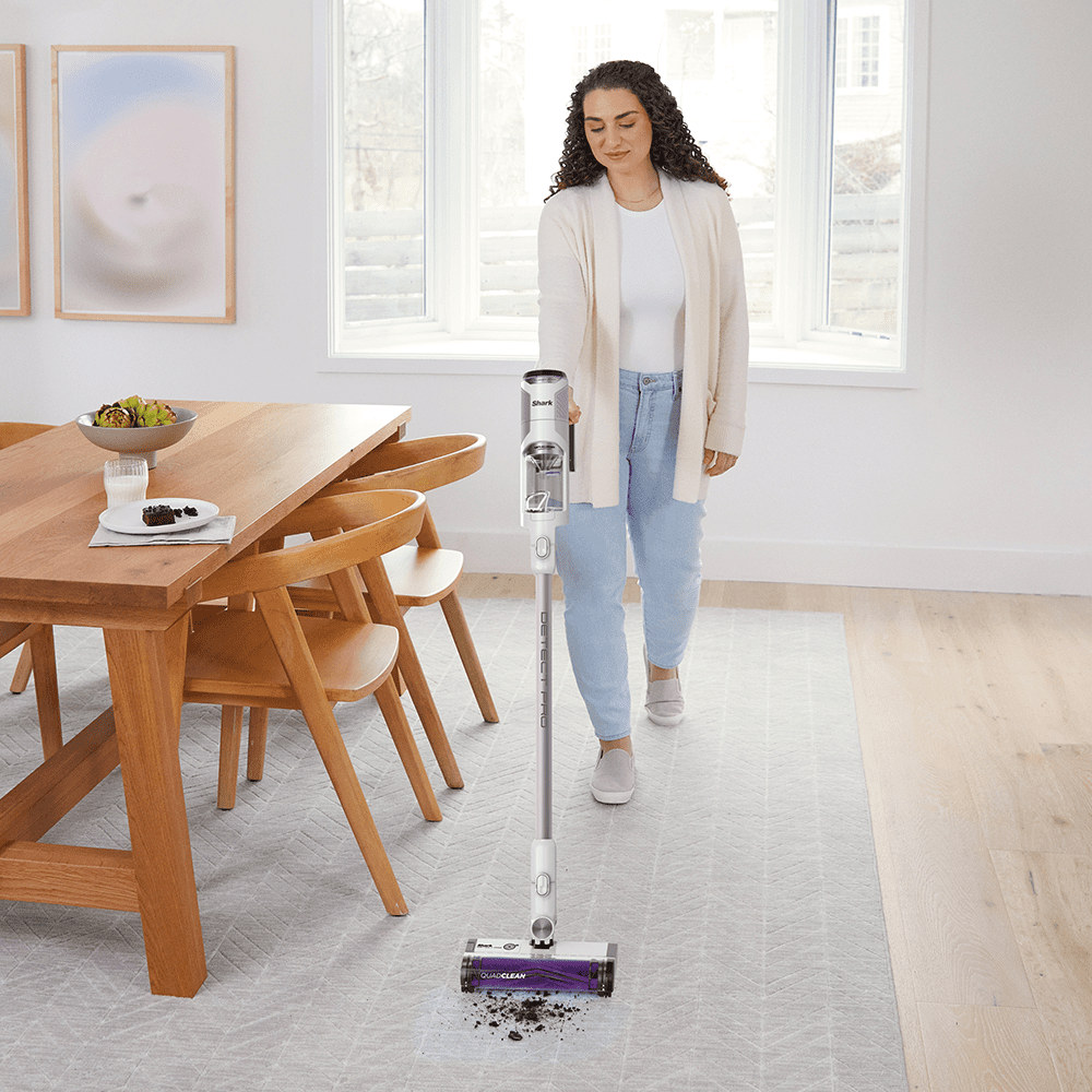 Shark Shark Detect Pro Cordless Vacuum Cleaner with Auto-Empty System 1.3 Litre IW3510UK - WHITE Shark Shark Detect Pro Cordless Vacuum Cleaner with Auto-Empty System 1.3 Litre IW3510UK - WHITE