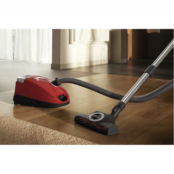 Miele 12137580 Cylinder Vacuum Cleaner COMPACT C2 CAT AND DOG FLEX - Red Miele 12137580 Cylinder Vacuum Cleaner COMPACT C2 CAT AND DOG FLEX - Red
