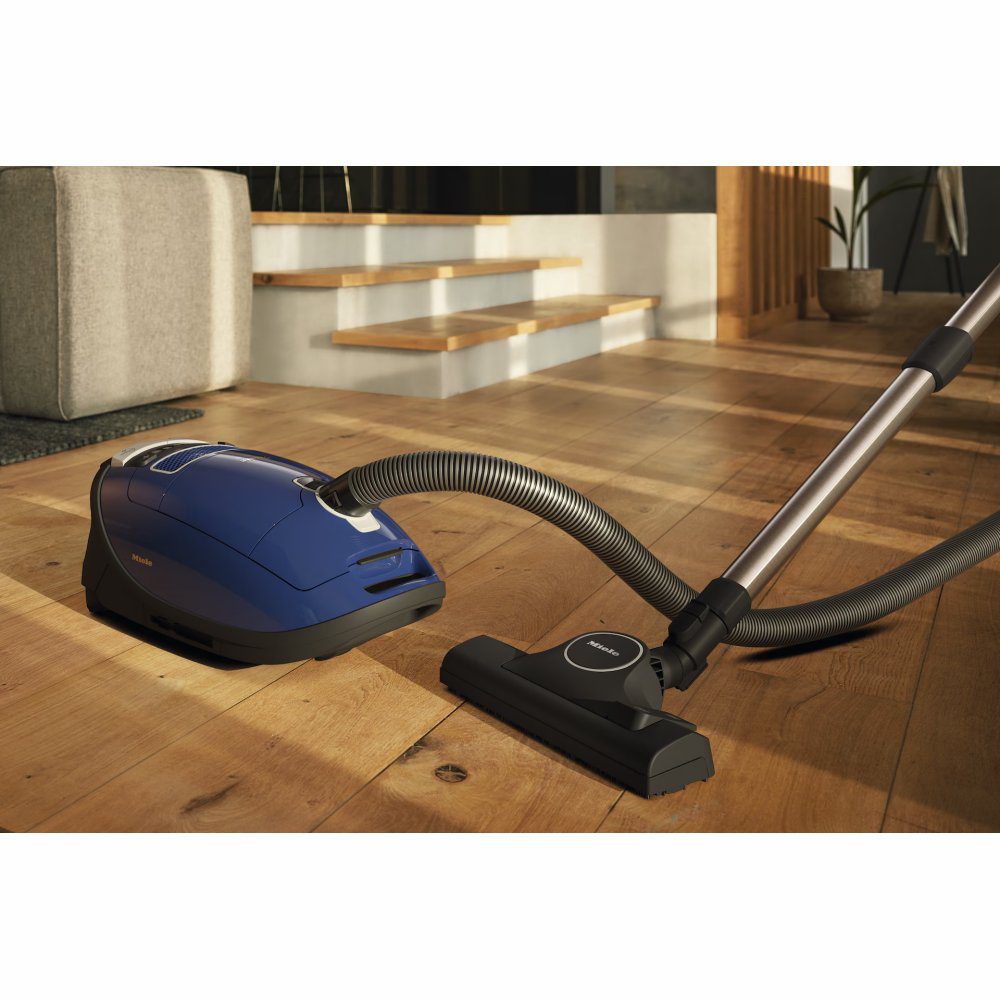 Miele 12457850 Cylinder Vacuum Cleaner COMPLETE C3 125 EDITION - Blue Miele 12457850 Cylinder Vacuum Cleaner COMPLETE C3 125 EDITION - Blue