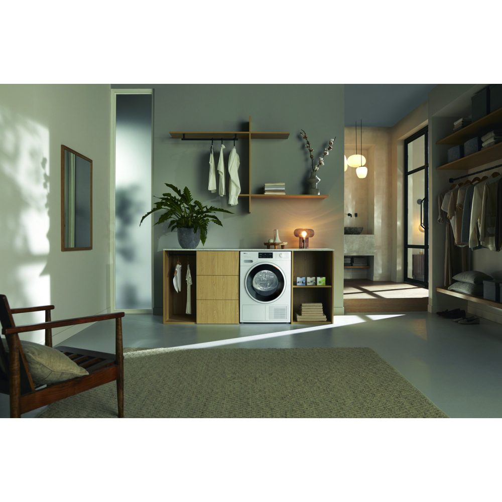 Miele 9kg Heat Pump Condenser Tumble Dryer TSL783WP - White Miele 9kg Heat Pump Condenser Tumble Dryer TSL783WP - White