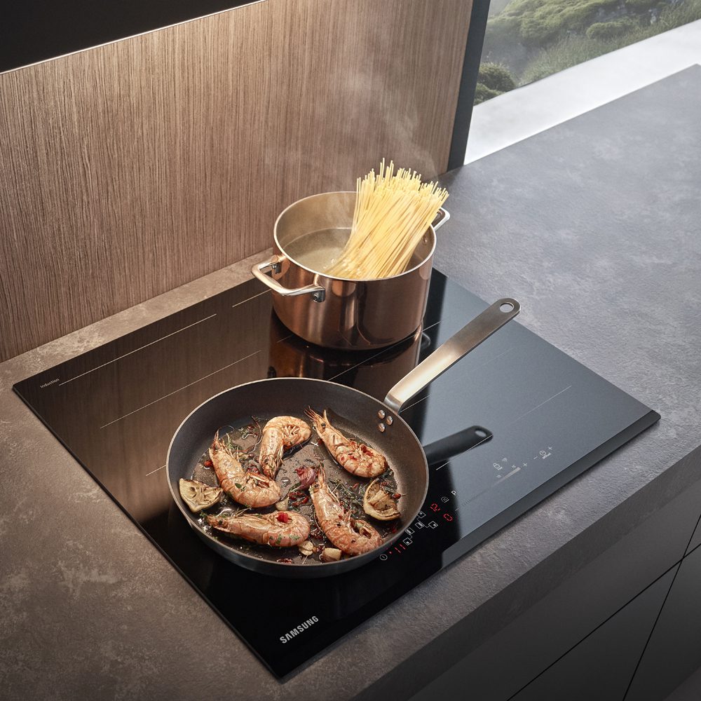 Samsung NZ84T9770EK 80cm Infinite Range Four Zone Flex Induction Hob - BLACK Samsung NZ84T9770EK 80cm Infinite Range Four Zone Flex Induction Hob - BLACK