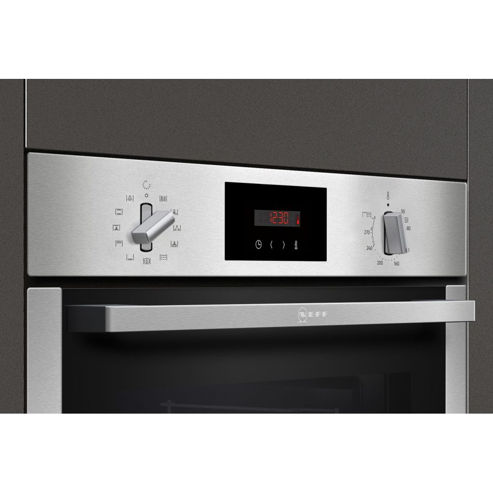 Neff N30 Slide & Hide CircoTherm Pyrolytic Single Oven B6CCG7AN0B - STAINLESS STEEL Neff N30 Slide & Hide CircoTherm Pyrolytic Single Oven B6CCG7AN0B - STAINLESS STEEL