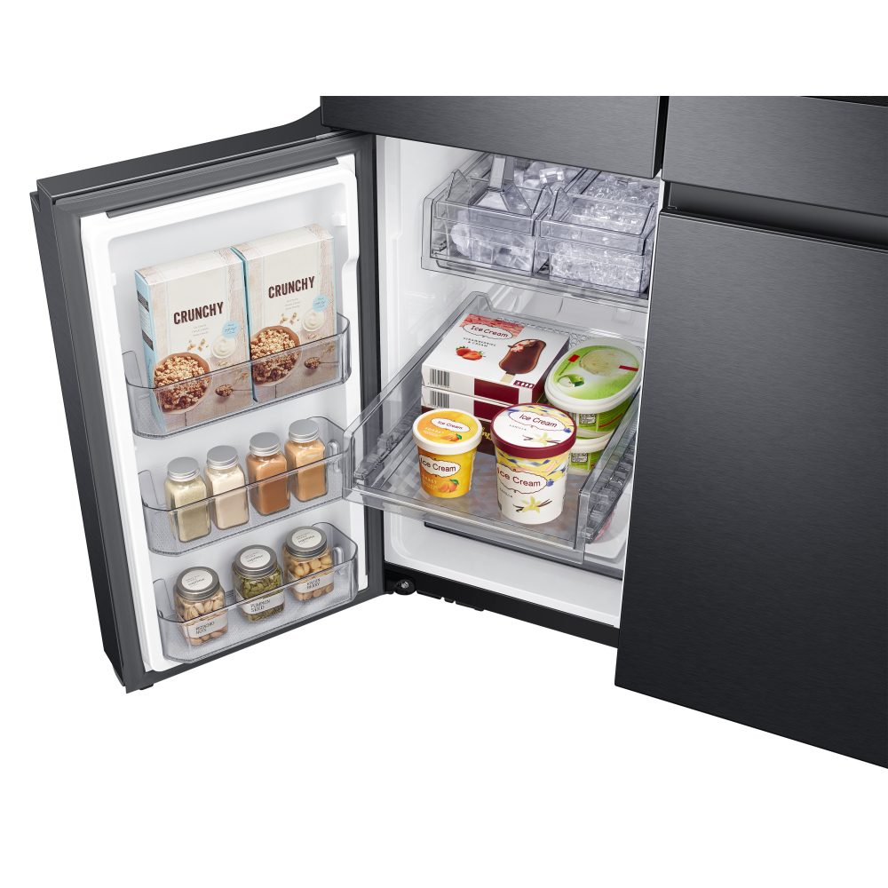 Samsung RF65A977FB1 French Style Family Hub Fridge Freezer With Ice & Water - BLACK STEEL Samsung RF65A977FB1 French Style Family Hub Fridge Freezer With Ice & Water - BLACK STEEL