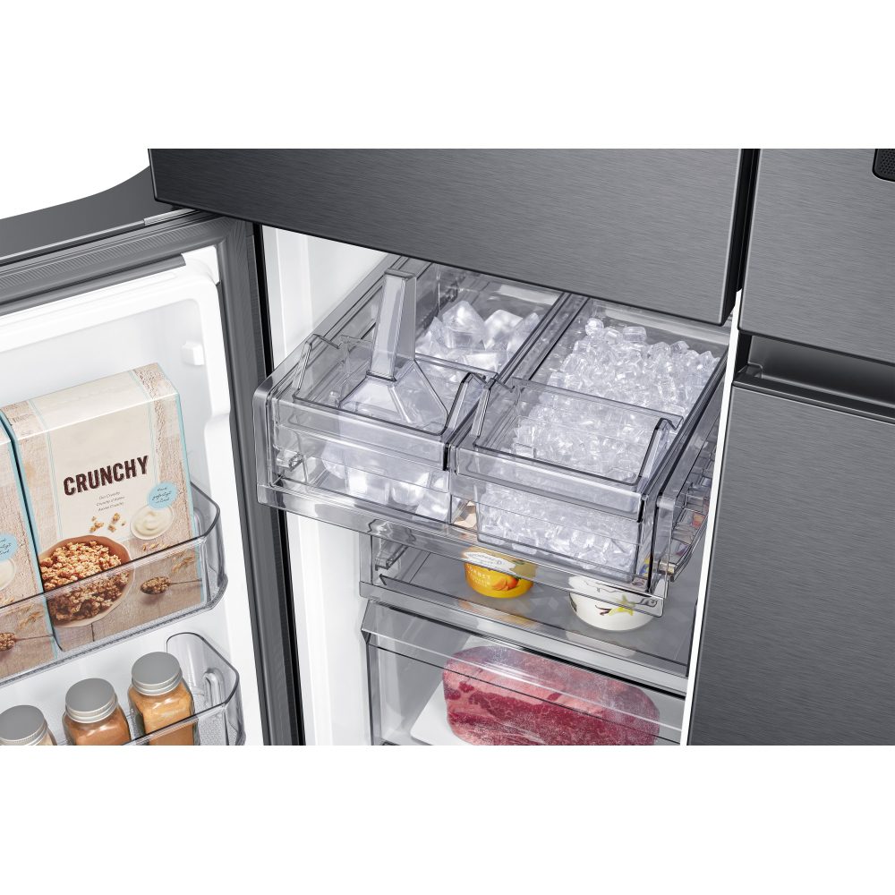 Samsung RF65A977FB1 French Style Family Hub Fridge Freezer With Ice & Water - BLACK STEEL Samsung RF65A977FB1 French Style Family Hub Fridge Freezer With Ice & Water - BLACK STEEL