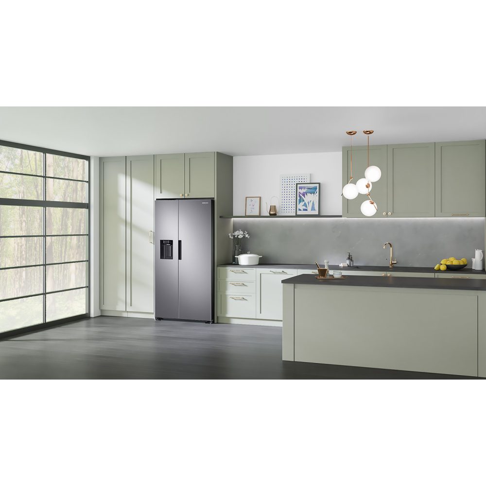 Samsung Series 7 American Style Fridge Freezer With Ice & Water RS67A8811S9 - STAINLESS STEEL Samsung Series 7 American Style Fridge Freezer With Ice & Water RS67A8811S9 - STAINLESS STEEL