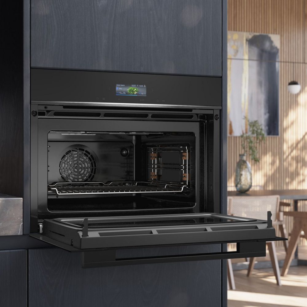 Siemens IQ-700 Combination Microwave Oven CM724G1B1B - BLACK Siemens IQ-700 Combination Microwave Oven CM724G1B1B - BLACK