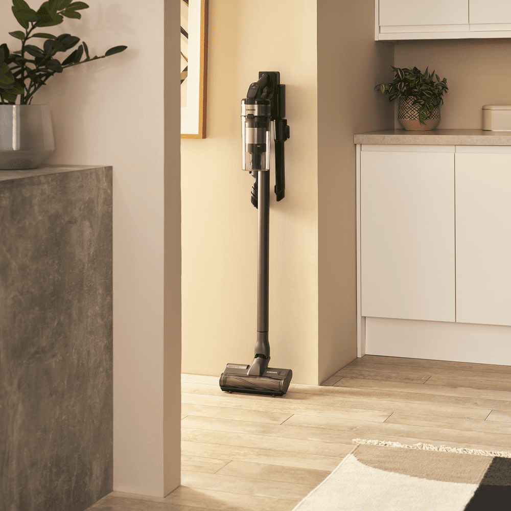Samsung Jet 75 Complete Vacuum Cleaner VS20B75ACR5 - SILVER Samsung Jet 75 Complete Vacuum Cleaner VS20B75ACR5 - SILVER