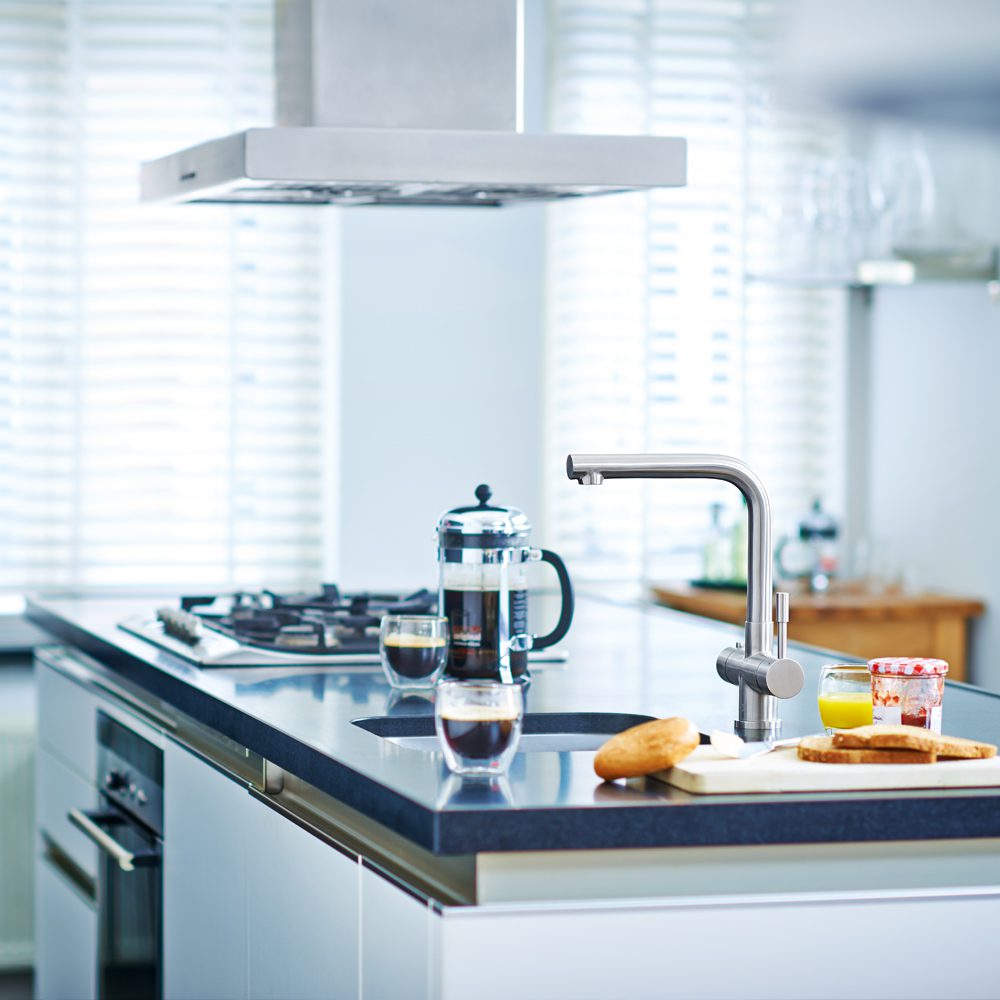 Franke 4-In-1 Mondial Electronic Boiling Water Tap MINERVA MONDIAL ELEC - STAINLESS STEEL. Franke 4-In-1 Mondial Electronic Boiling Water Tap MINERVA MONDIAL ELEC - STAINLESS STEEL.