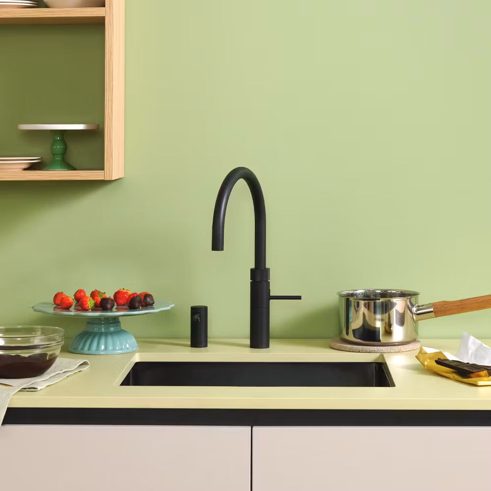 Quooker Combi+ Fusion Round Boiling Water Tap COMBI+ FUSION ROUND BLACK FNRBLK - Black Quooker Combi+ Fusion Round Boiling Water Tap COMBI+ FUSION ROUND BLACK FNRBLK - Black