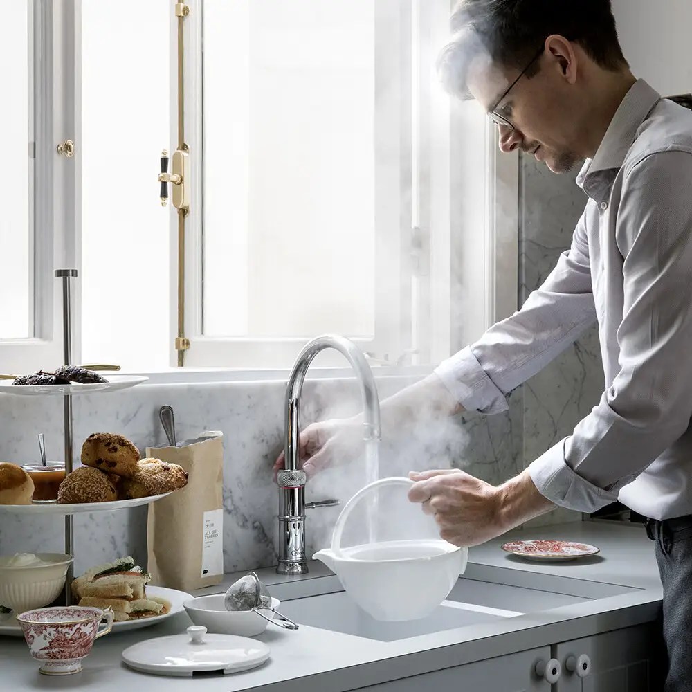Quooker Combi Classic Fusion Round 3-in-1 Boiling Water Tap COMBI 2.2 CLASSIC FUSION ROUND CHROME CFNRCHR - Chrome Quooker Combi Classic Fusion Round 3-in-1 Boiling Water Tap COMBI 2.2 CLASSIC FUSION ROUND CHROME CFNRCHR - Chrome