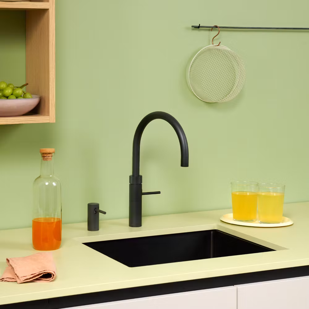 Quooker Combi+ Fusion Round Boiling Water Tap COMBI+ FUSION ROUND BLACK FNRBLK - Black Quooker Combi+ Fusion Round Boiling Water Tap COMBI+ FUSION ROUND BLACK FNRBLK - Black