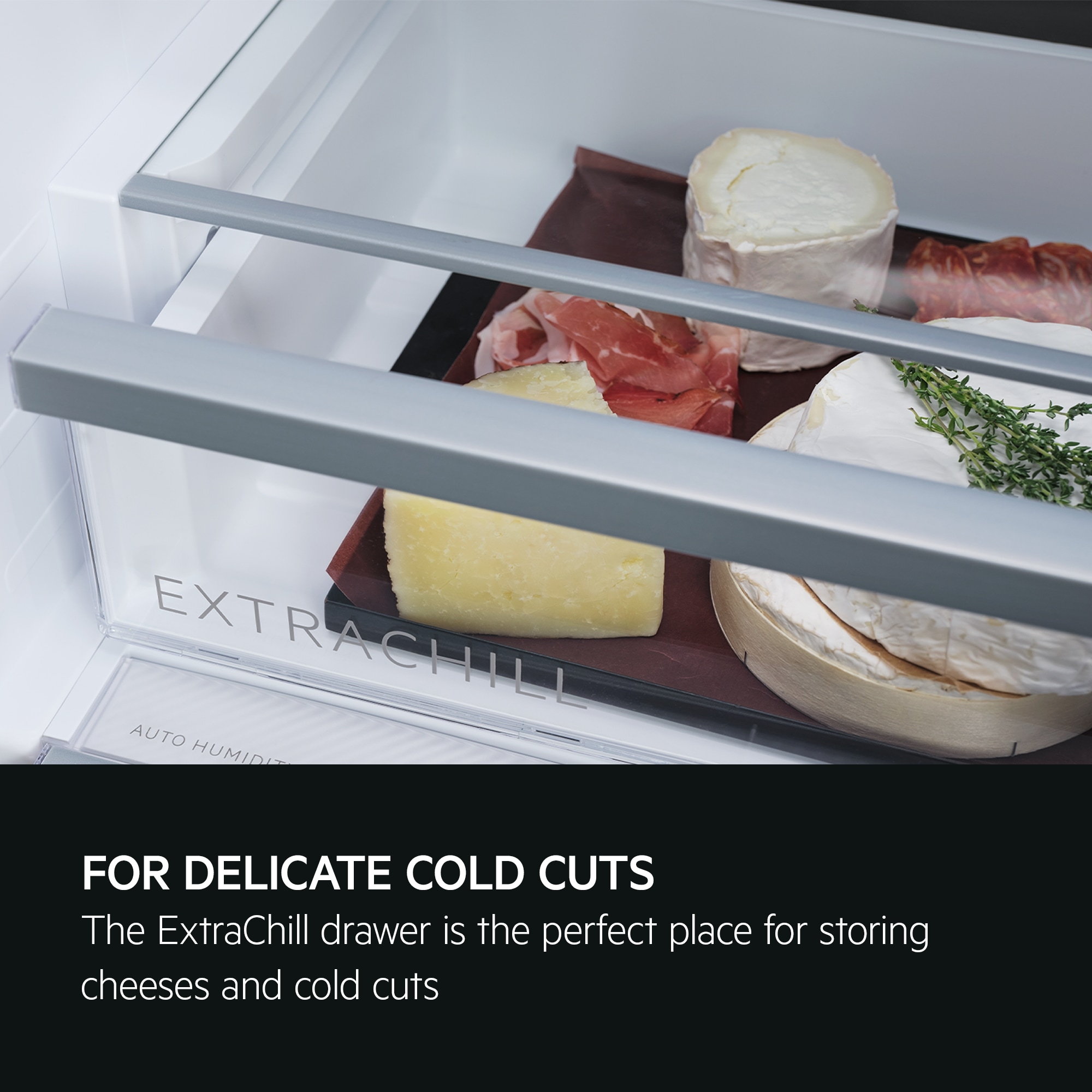 AEG 177cm Series 7000 Integrated 70/30 Frost Free Fridge Freezer OSC7C181DF AEG 177cm Series 7000 Integrated 70/30 Frost Free Fridge Freezer OSC7C181DF