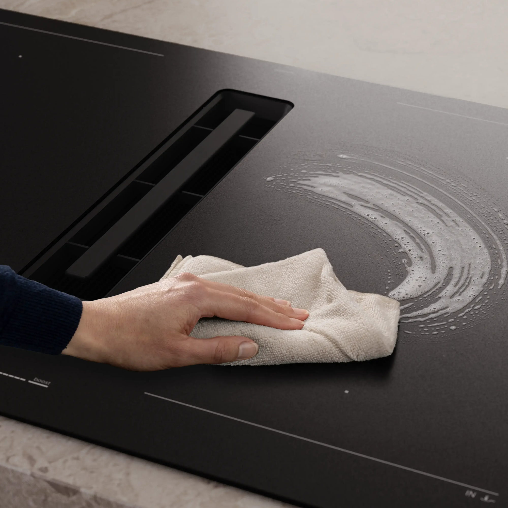 Siemens iQ700 80cm Frameless Air Venting Induction Hob EX81AHL26E – Matt Black Siemens iQ700 80cm Frameless Air Venting Induction Hob EX81AHL26E – Matt Black