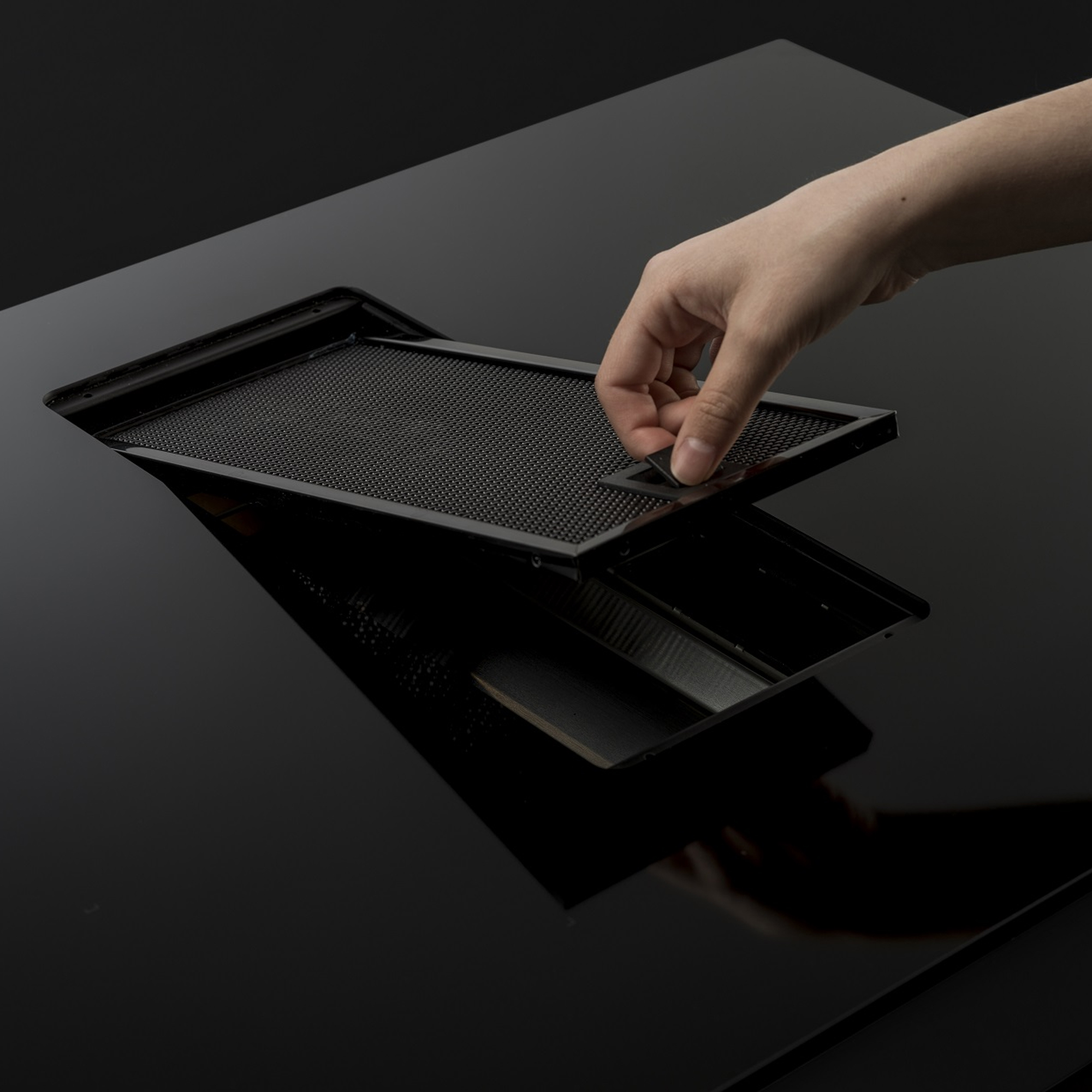 Miro AMADEUS 80cm Air Venting Induction Hob 277155 - Black Miro AMADEUS 80cm Air Venting Induction Hob 277155 - Black