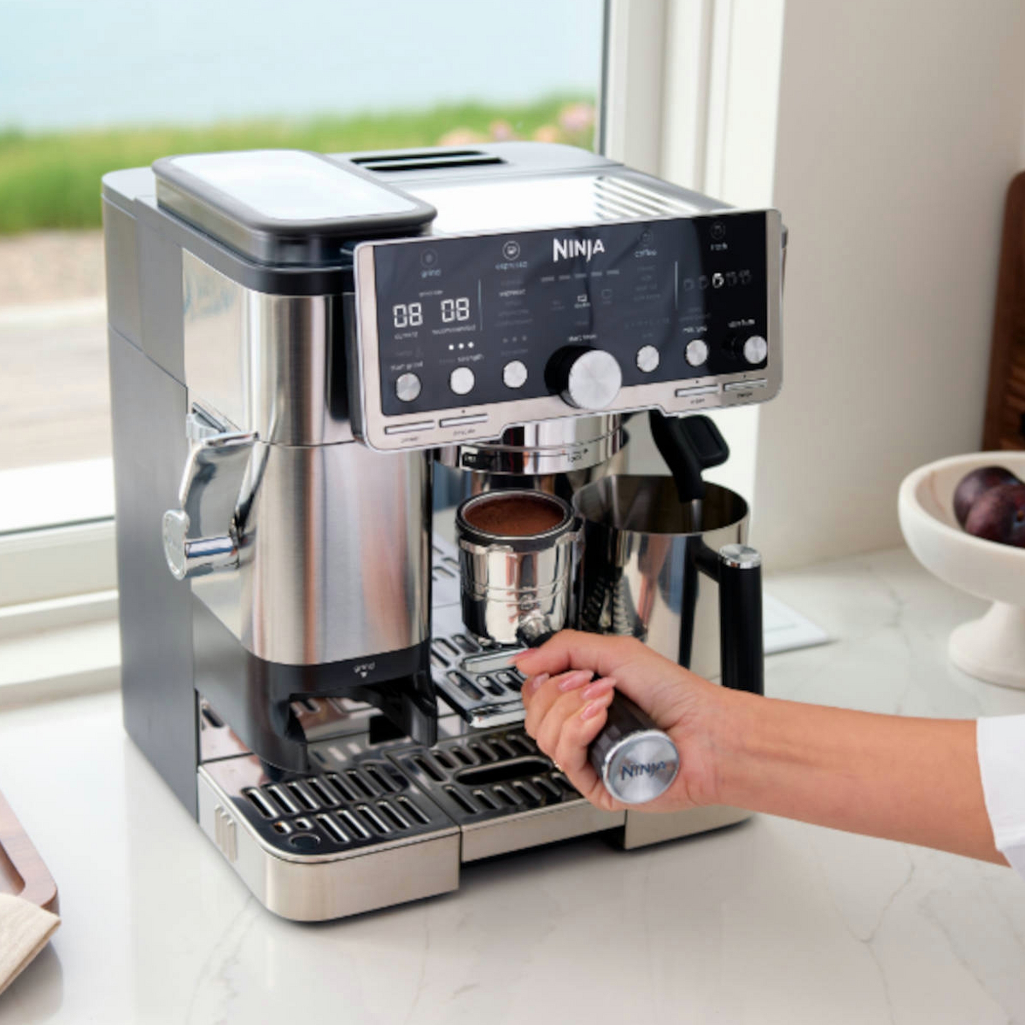 Ninja Luxe Café Pro Series Coffee Machine Machine ES701UK - Stainless Steel Ninja Luxe Café Pro Series Coffee Machine Machine ES701UK - Stainless Steel