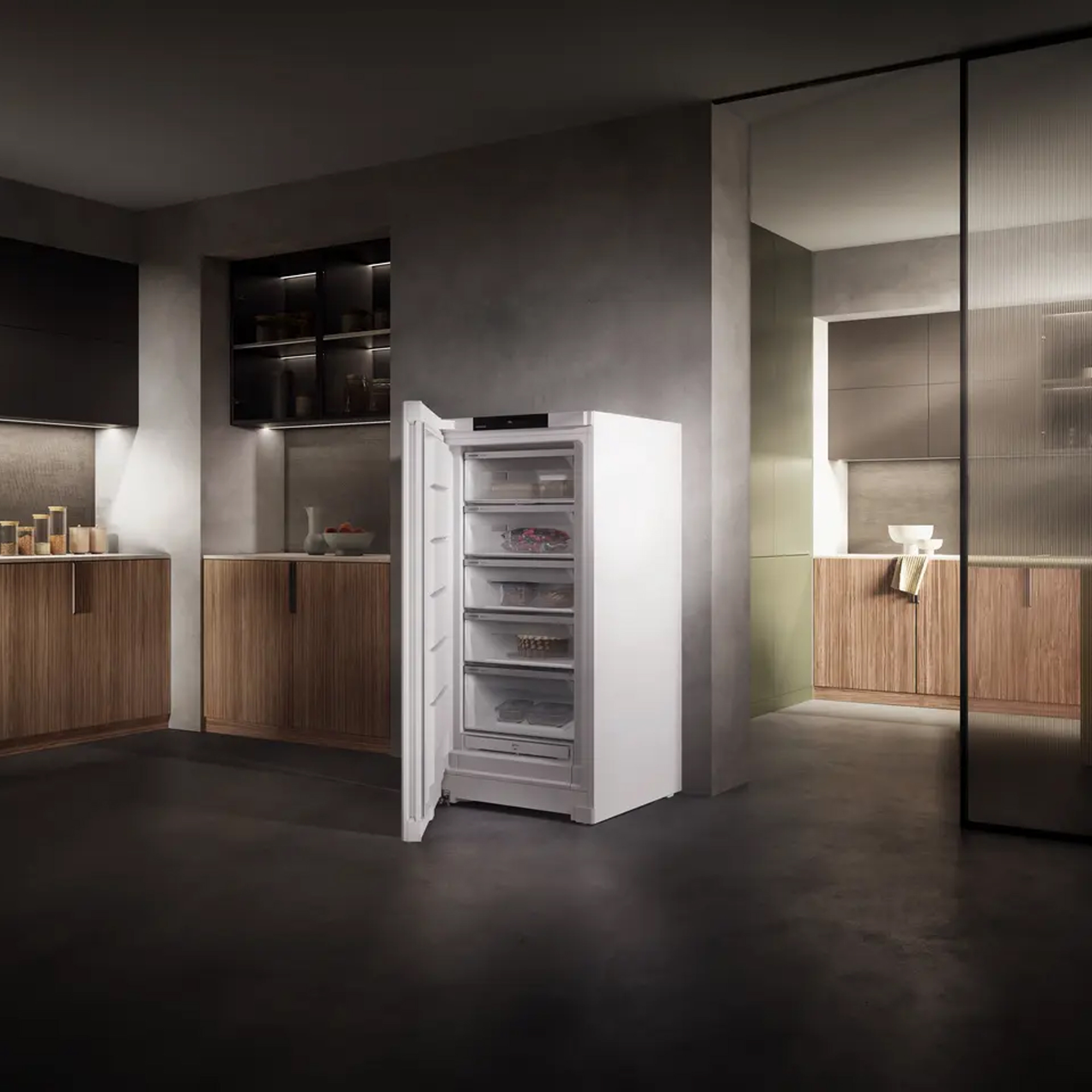 Liebherr Plus 70cm Frost Free Freestanding Freezer FNA6635 - White Liebherr Plus 70cm Frost Free Freestanding Freezer FNA6635 - White