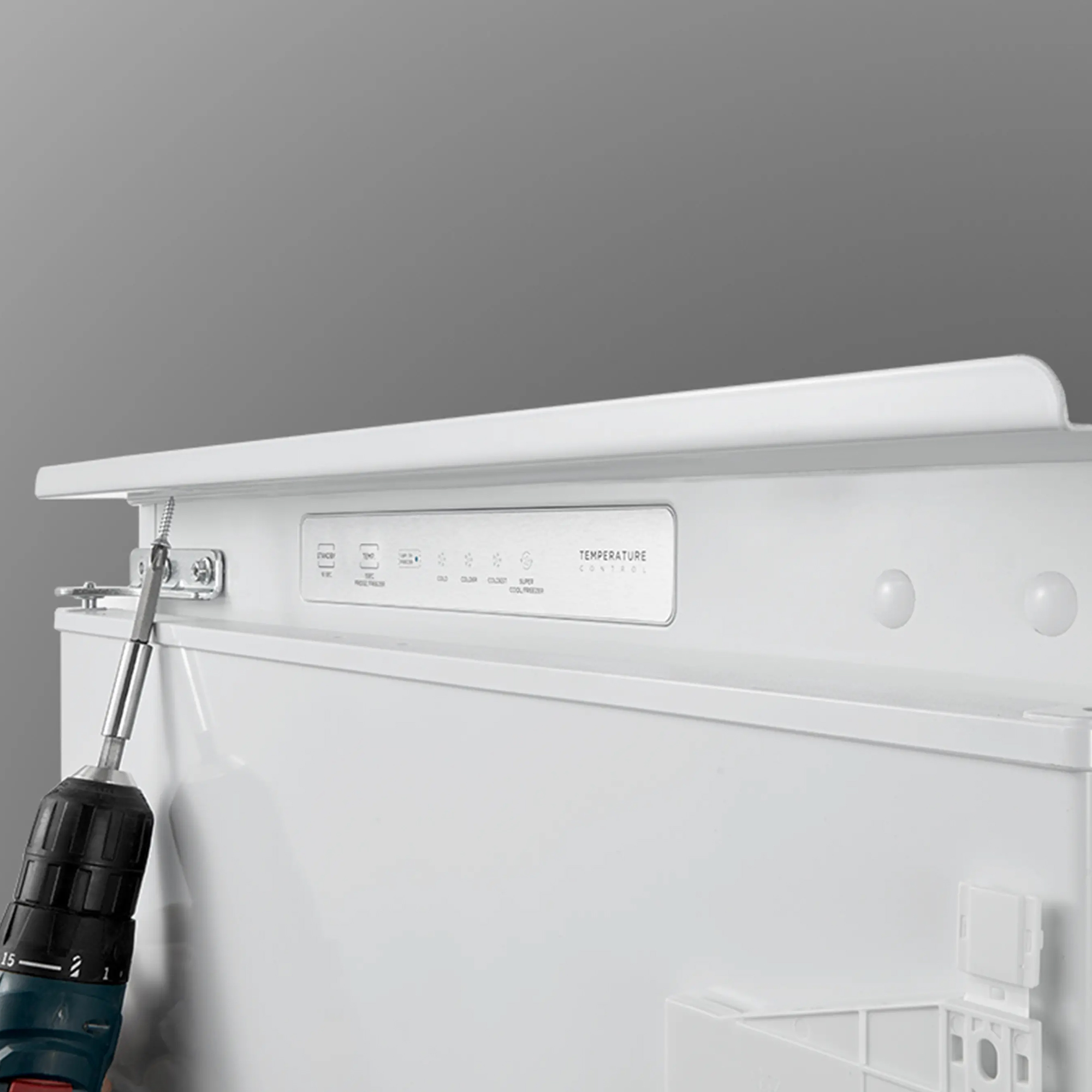Midea 212L Total No Frost Upright In Column Freezer MDRE306FGE01D - White Midea 212L Total No Frost Upright In Column Freezer MDRE306FGE01D - White